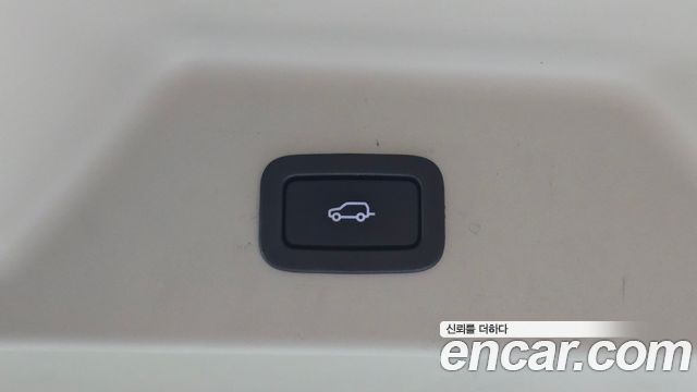 Land Rover Range Rover (IV) 4.4 SDV8 Vogue SE DIESEL 2016 — фото 19