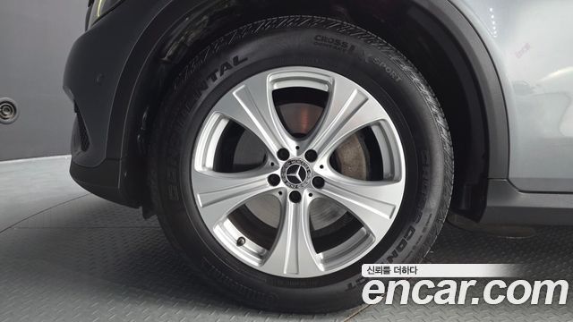 Mercedes-Benz GLC-Class (X253) GLC220 d 4MATIC 2017 — фото 5
