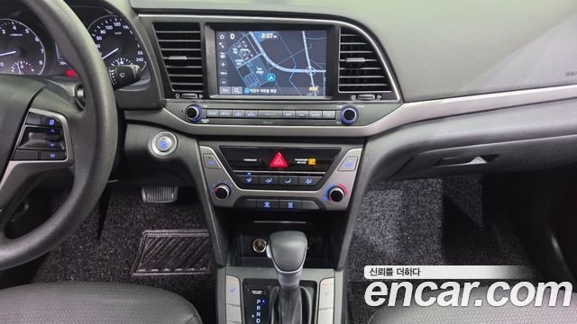 Hyundai Avante (AD) 1.6 GDI Value Plus 2018 — фото 14