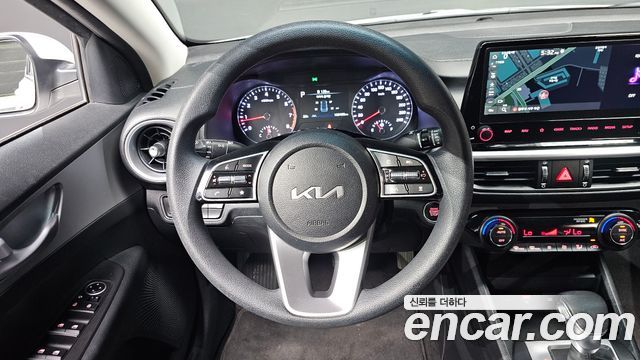 Kia K3 (II) 1.6 Trendy 2023 — фото 13
