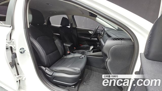 Kia K3 (II) 1.6 Trendy 2023 — фото 26
