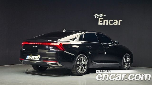 Kia K8 2.5 Gasoline 2WD Signature 2023 — фото 2