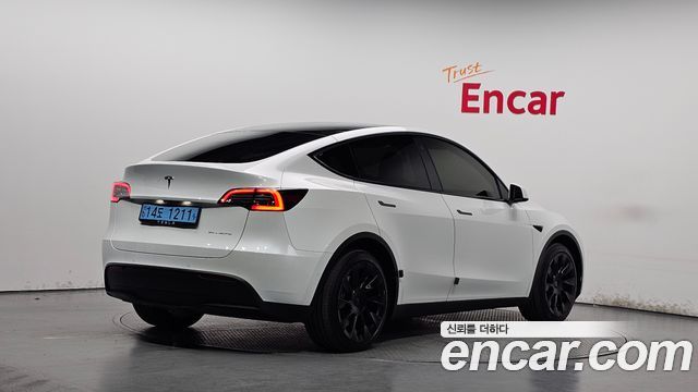 Tesla Model Y Long Range AWD 2021 — фото 2