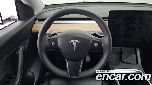 Tesla Model Y Long Range AWD 2021 — фото 13