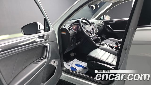 Volkswagen Tiguan (II) 2.0 TDI Prestige 2022 — фото 10