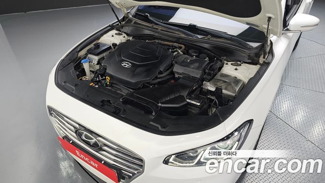 Hyundai Grandeur (IG) 3.0 Exclusive Special 2018 — фото 6