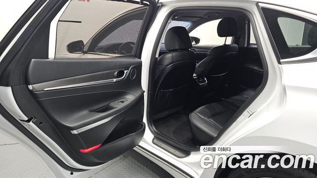 Hyundai Grandeur (IG) 3.0 Exclusive Special 2018 — фото 12