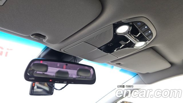 Hyundai Grandeur (IG) 3.0 Exclusive Special 2018 — фото 18