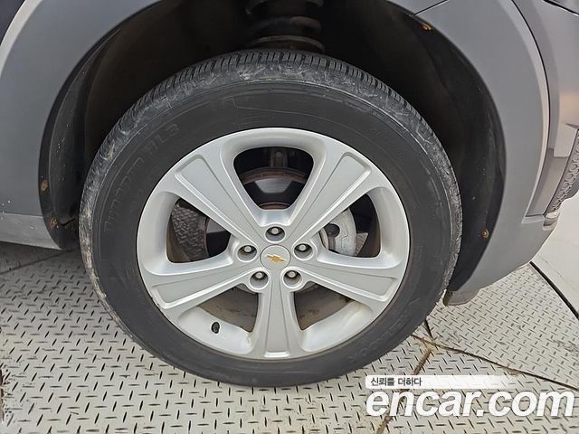 Chevrolet Captiva 2WD LT Premium 2015 — фото 24