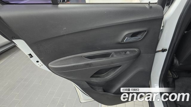 Chevrolet Trax 1.6 Diesel LT Core 2018 — фото 25