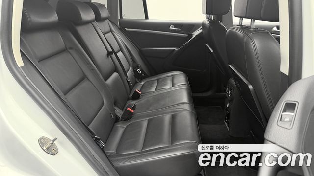 Volkswagen Tiguan 2.0 TDI Comfort 5N 2015 — фото 7