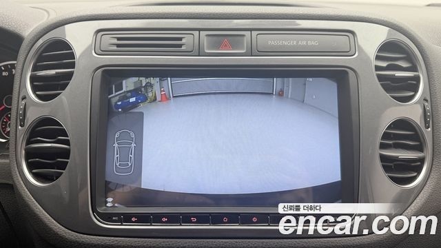 Volkswagen Tiguan 2.0 TDI Comfort 5N 2015 — фото 17