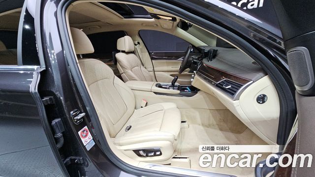 BMW 7 Series (G11) 730Ld xDrive Premium 2016 — фото 12