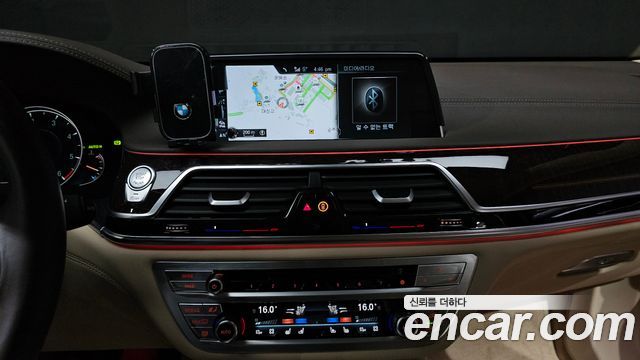 BMW 7 Series (G11) 730Ld xDrive Premium 2016 — фото 14
