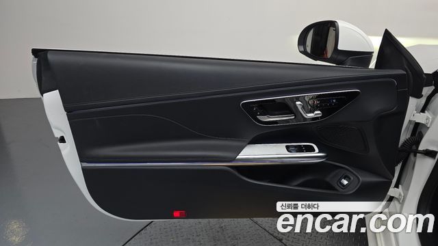Mercedes-Benz CLE-Class (C236) CLE200 Coupe 2024 — фото 24