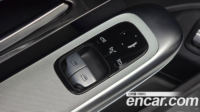 Mercedes-Benz CLE-Class (C236) CLE200 Coupe 2024 — фото 27