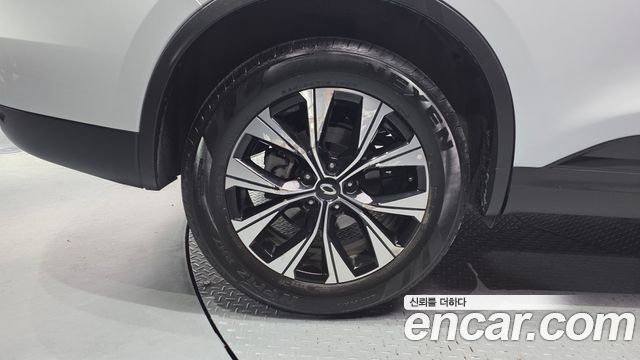 Renault Korea QM6 2.0 LPe LE 2WD 2023 — фото 5