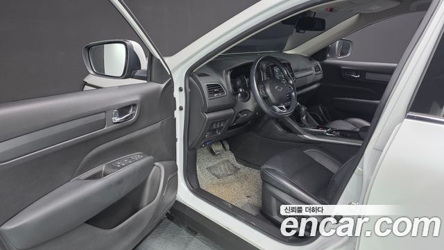 Renault Korea QM6 2.0 LPe LE 2WD 2023 — фото 10