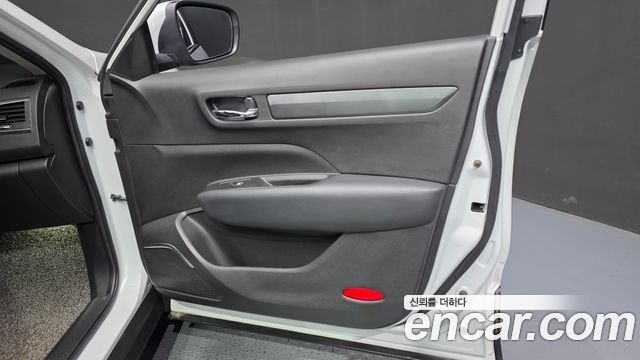 Renault Korea QM6 2.0 LPe LE 2WD 2023 — фото 24