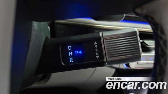 Hyundai Grandeur (GN7) 3.5 Gasoline 2WD Calligraphy 2024 — фото 9