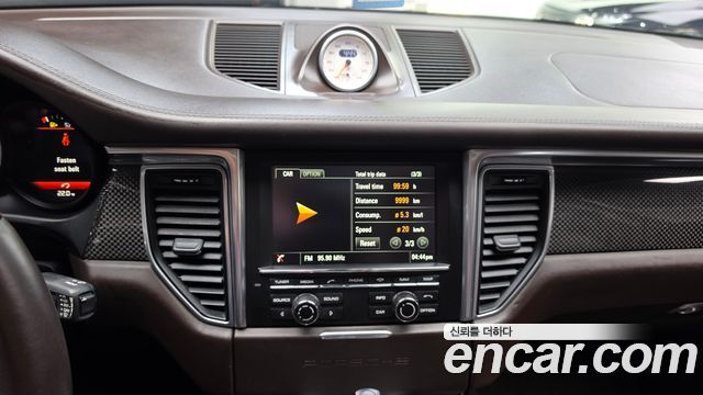 Porsche Macan 3.0 S 95B 2015 — фото 13