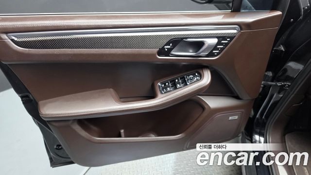 Porsche Macan 3.0 S 95B 2015 — фото 24