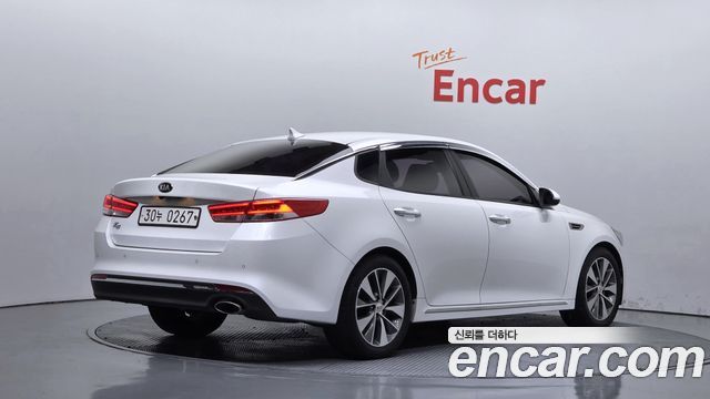 Kia K5 (II) 2.0 MX Prestige 2017 — фото 2