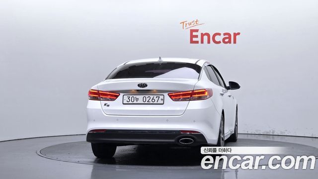 Kia K5 (II) 2.0 MX Prestige 2017 — фото 4