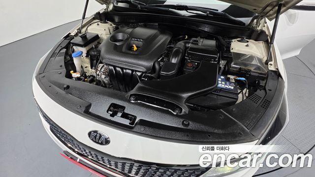 Kia K5 (II) 2.0 MX Prestige 2017 — фото 6