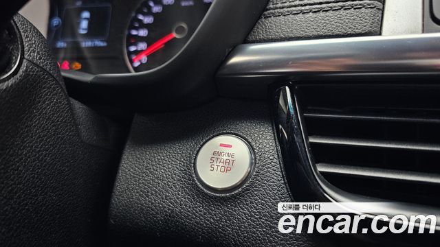 Kia K5 (II) 2.0 MX Prestige 2017 — фото 27