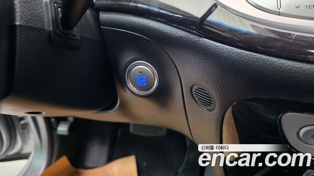 Hyundai Genesis BH 330 Luxury Standard 2012 — фото 19
