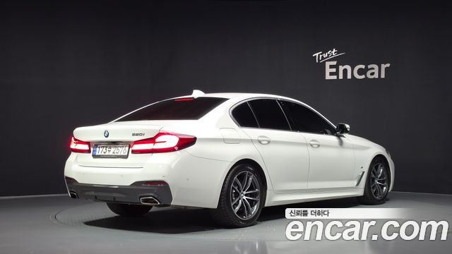 BMW 5 Series (G30) 520i M Sport 2021 — фото 2