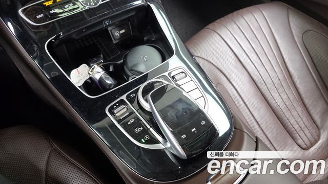 Mercedes-Benz CLS-Class (C257) CLS400d 4MATIC AMG Line 2019 — фото 32