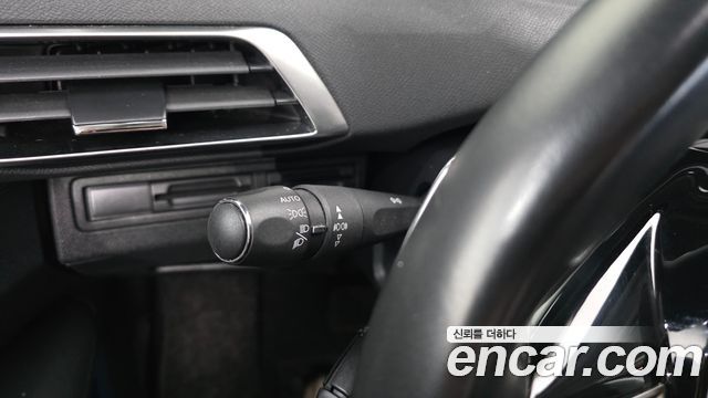 Peugeot 3008 (II) 1.5 BlueHDi Allure 2019 — фото 20