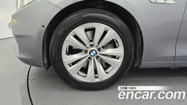 BMW 5 Series GT (F07) GT 2011 — фото 5