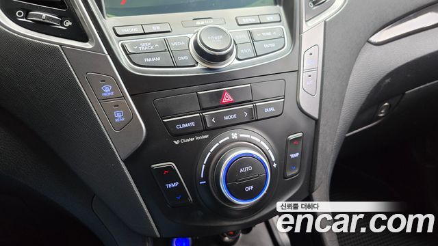 Hyundai Santa Fe (DM) Diesel(e-VGT) 2.0 2WD Premium 2014 — фото 16