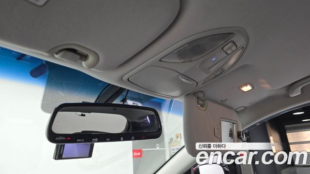 Hyundai Santa Fe (DM) Diesel(e-VGT) 2.0 2WD Premium 2014 — фото 17