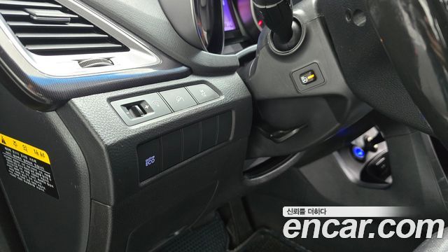 Hyundai Santa Fe (DM) Diesel(e-VGT) 2.0 2WD Premium 2014 — фото 18