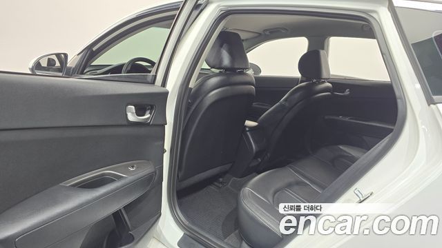 Kia K5 (II) LPI MX Luxury 2017 — фото 27