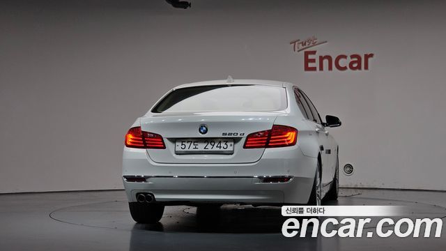 BMW 5 Series (F10) 520d Luxury 2014 — фото 4