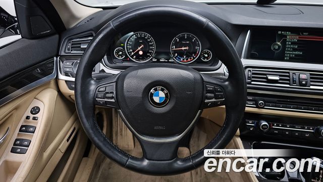 BMW 5 Series (F10) 520d Luxury 2014 — фото 13