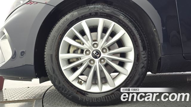Kia K7 Premier 3.0 LPI Trendy(Rented Car) 2020 — фото 5
