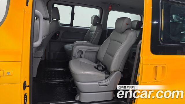 Hyundai Grand Starex School Bus LPi 2019 — фото 11