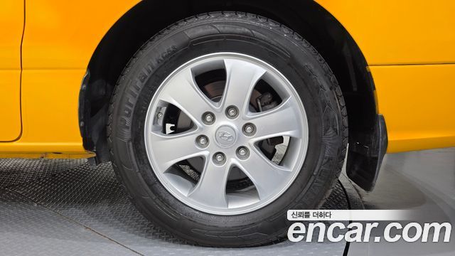 Hyundai Grand Starex School Bus LPi 2019 — фото 21