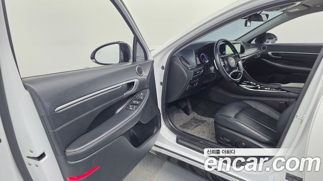 Hyundai Sonata (DN8) 2.0 Premium Plus 2022 — фото 10