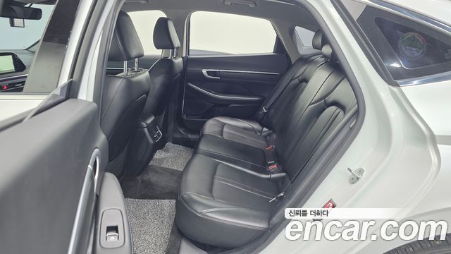 Hyundai Sonata (DN8) 2.0 Premium Plus 2022 — фото 11