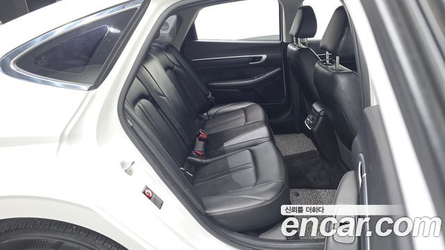 Hyundai Sonata (DN8) 2.0 Premium Plus 2022 — фото 17