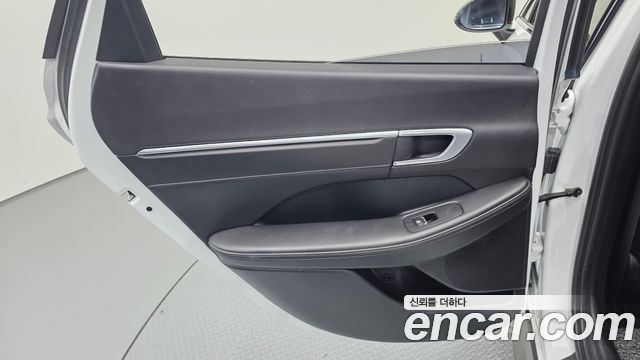 Hyundai Sonata (DN8) 2.0 Premium Plus 2022 — фото 25