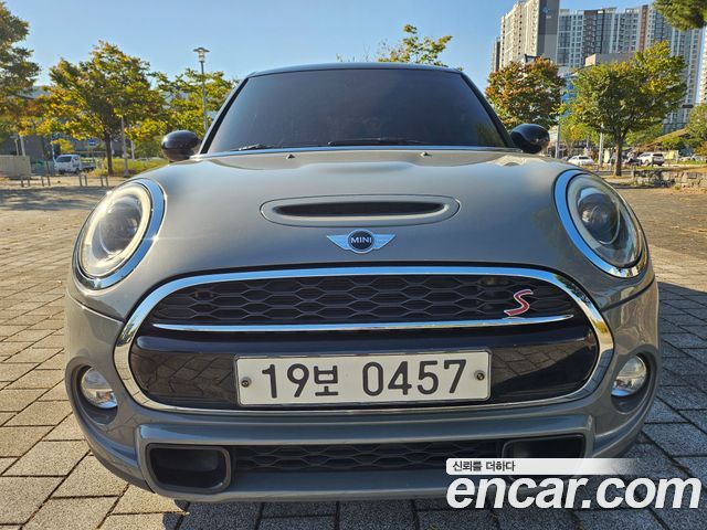 MINI Cooper S 5Door HIGH 3rd