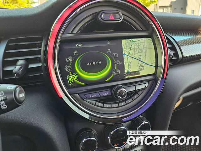 MINI Cooper S 5Door HIGH 3rd 2016 — фото 22